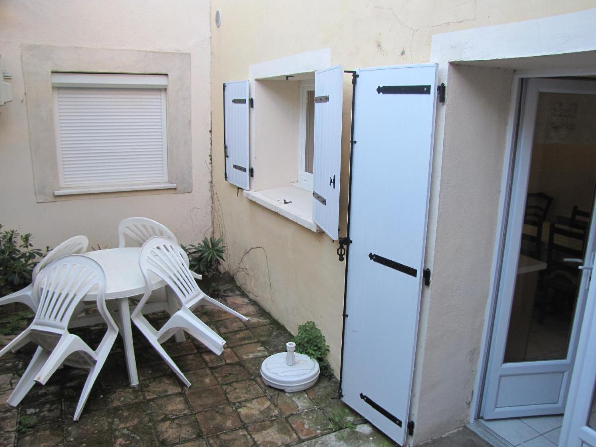 Maison De Village Entre Mer Et Montagne Roujan Exterior foto